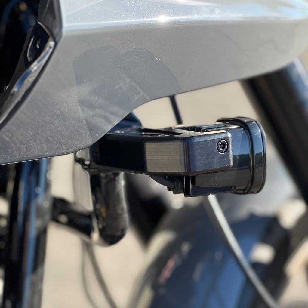 CRO Moto Low Rider ST Billet S1 Pod Front Turn Signal Kit
